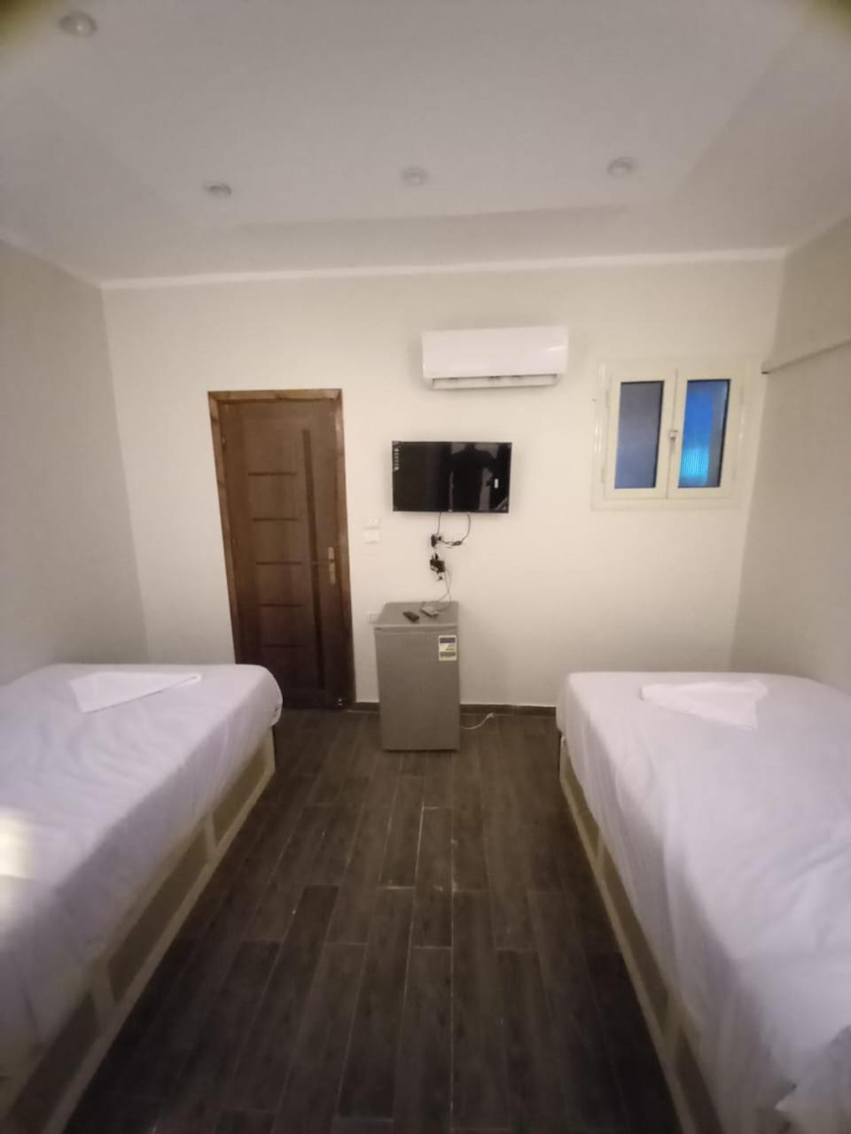 Khufu Pyramids Hotel Kafret el-Gabal المظهر الخارجي الصورة